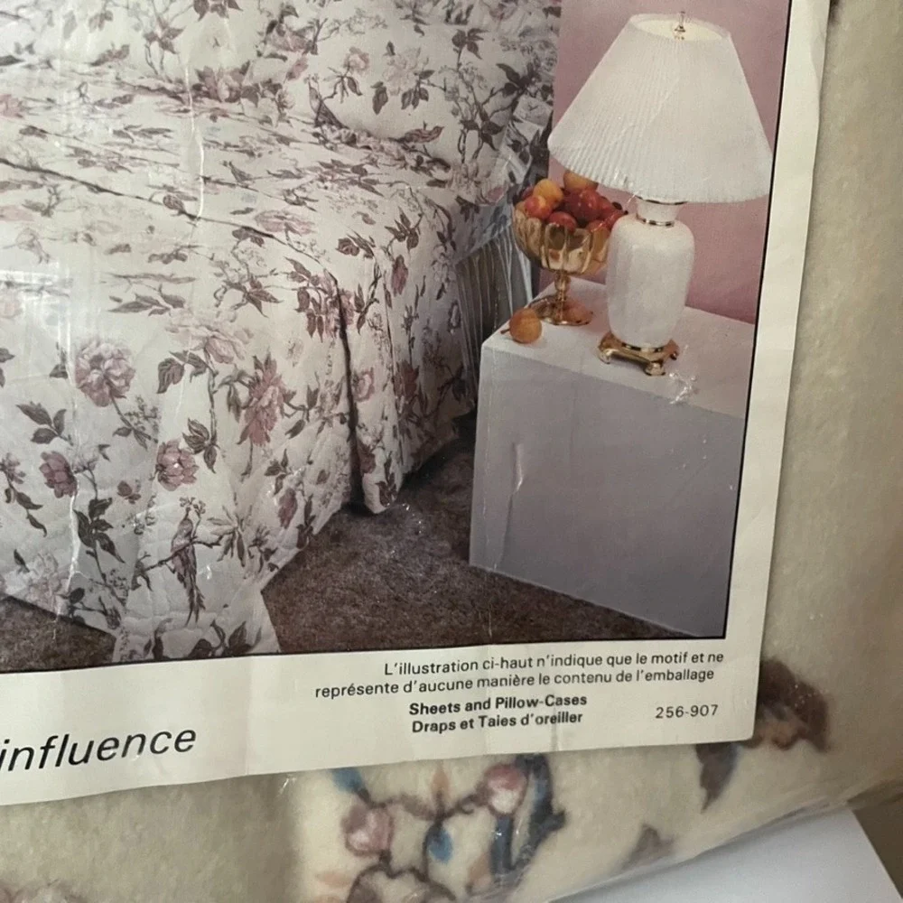 Esmond Brown Floral Satin Trim Twin Fleece Polyester Blanket‎ NOS